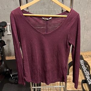 Banana republic women’s size small maroon long sleeve